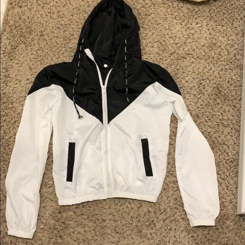 Thin Anorak jacket/ windbreaker
